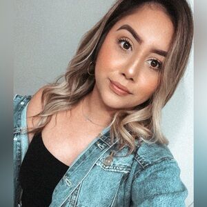 Meet your Posher, Roseli